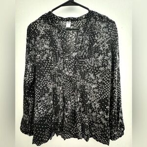 Old Navy floral long sleeves